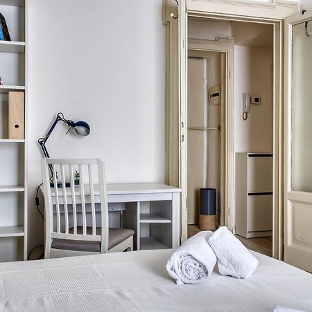 ミラノJoivy Chic 1 Bed Flatアパートメント エクステリア 写真